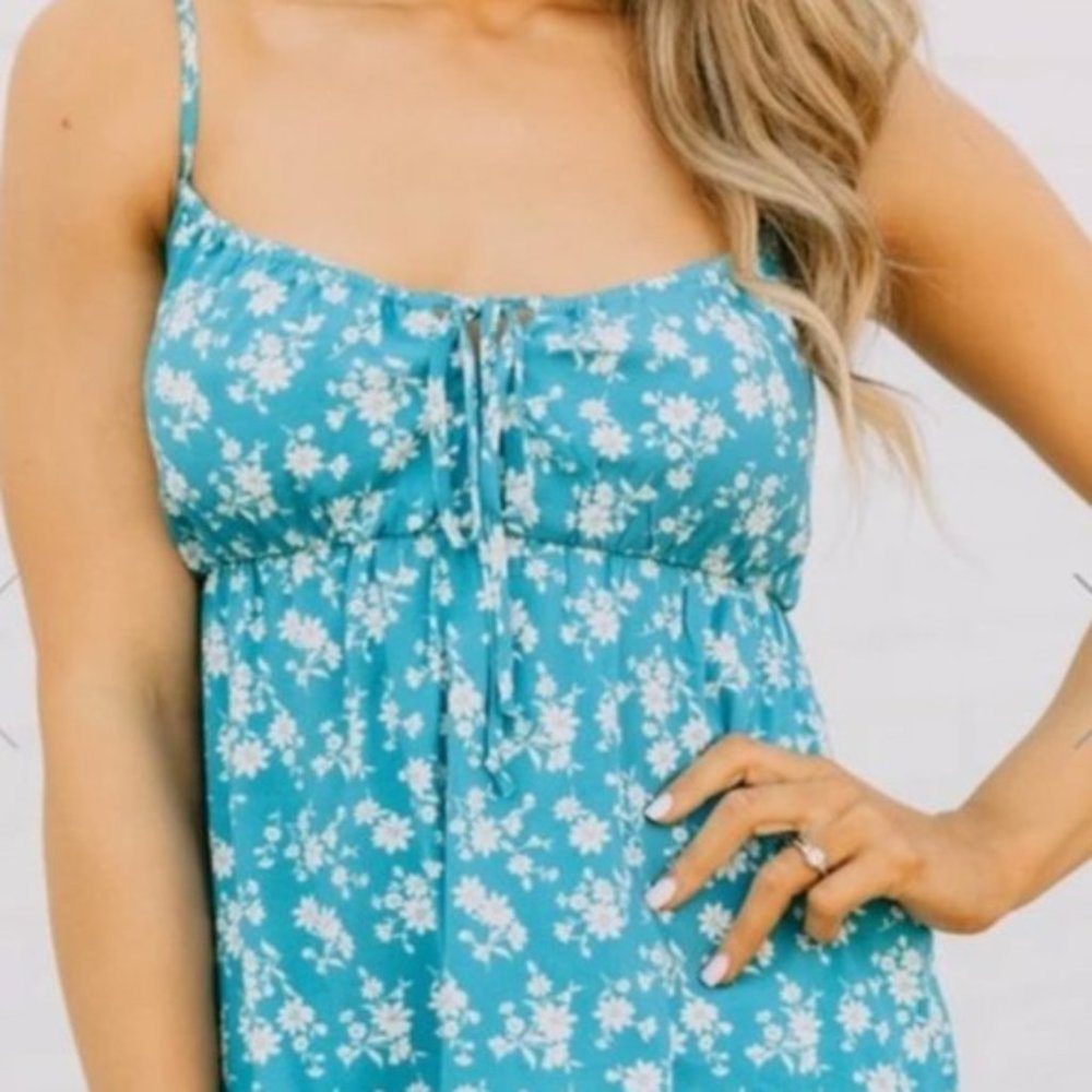 NEW Blue/white Floral tank size Large